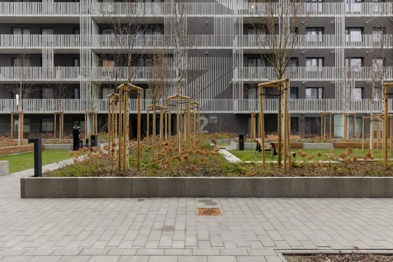 Wola Spacious Flat With Air Conditioning & Balcony By Noclegi Renters Варшава Экстерьер фото